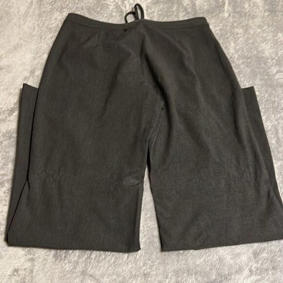Old Navy Stretch Pant. Gray. Size 10 - Picture 7 of 7